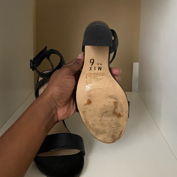 Black Leather Single Strap Thick Heels - Picture 5 of 5